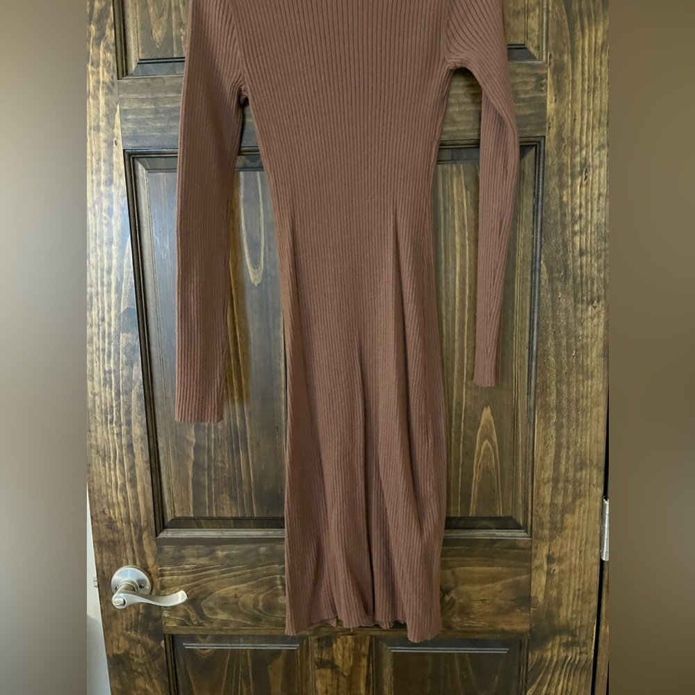 Light Sweater Button Dress - Mauve - L - With Slit